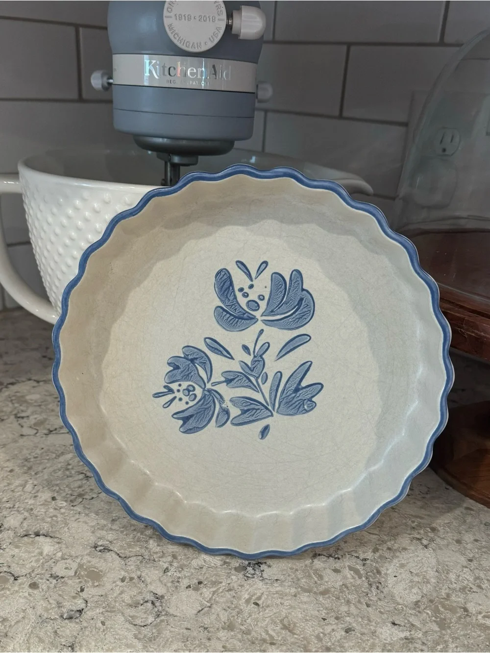 Vintage PFALTZGRAFF Yorktowne 9” Quiche Stoneware Dish